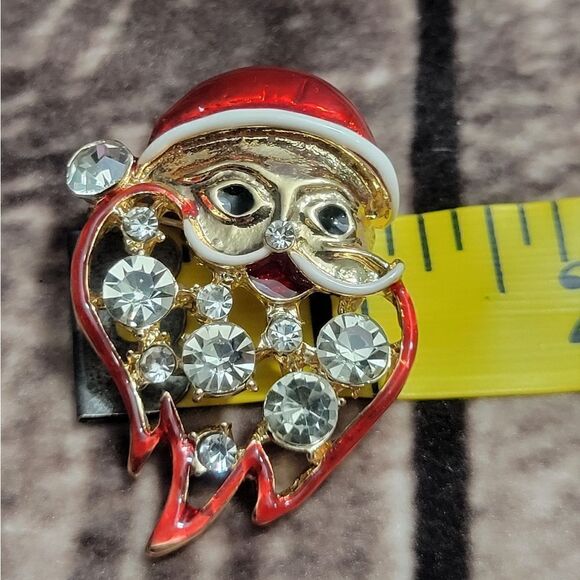 Austrian Crystal Santa Brooch - Picture 5 of 8